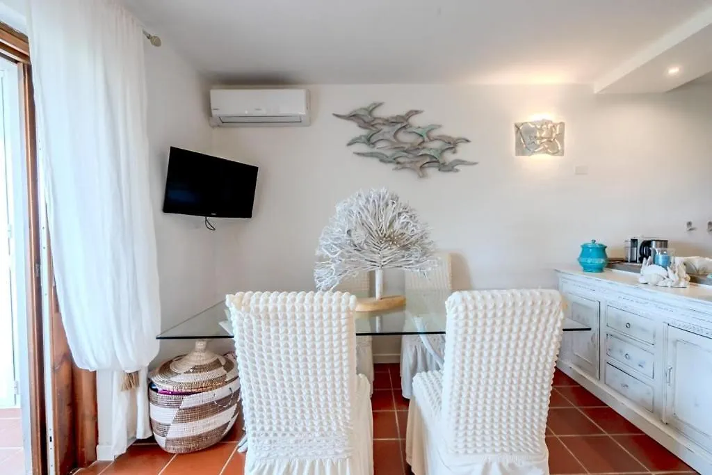 Vista Mare-Porto Rotondo, Smeraldine House Design Апартаменты
